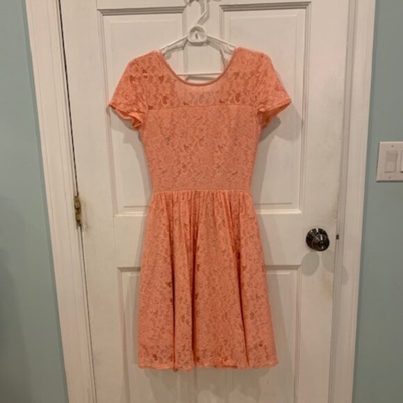 Apricity pink/peach lace dress - Picture 1 of 8